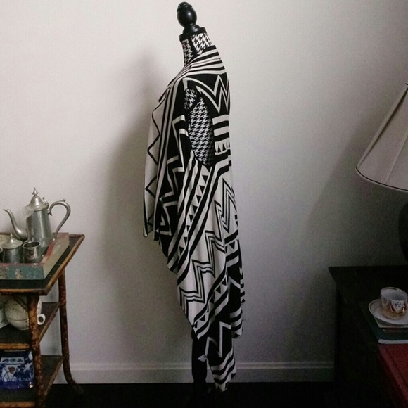 T/O Black and Tan Sweaters Size S - Picture 3 of 7